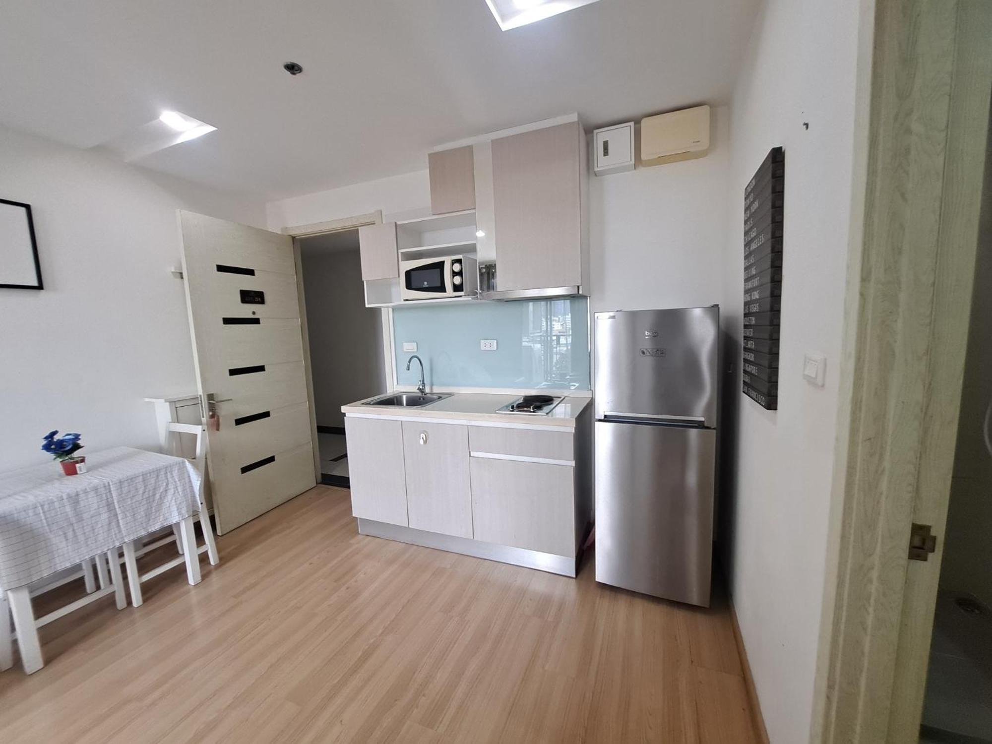 Condo In Bangkok With Swimming Pool Near Malls And Train Exteriér fotografie